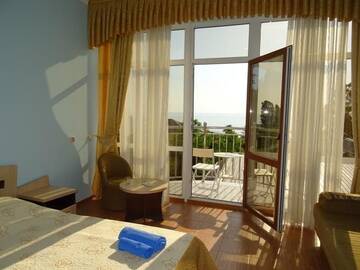 Фотографии Отель Arstaa Hotel г. Гагра Гагрский район (Абхазия) №2 Фото Отель Arstaa Hotel г. Гагра 2
