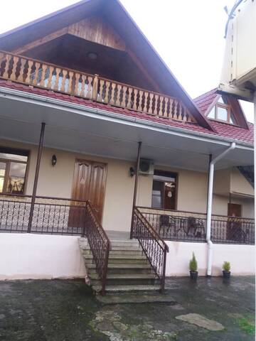 Фотографии Дома для отпуска Aurelia Guest House г. Гагра Гагрский район (Абхазия) №1 Фото Дома для отпуска Aurelia Guest House г. Гагра 1