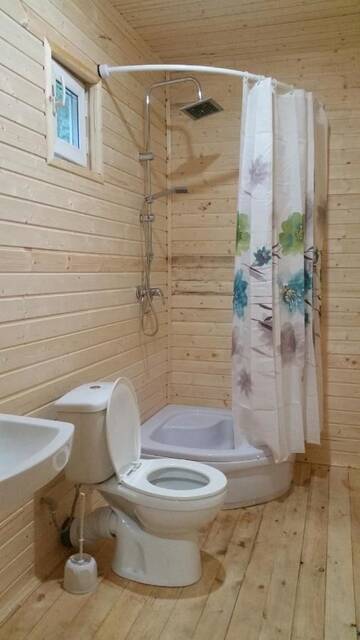 Фото номера Трехместный номер «Комфорт» с душем Гостевой дом Guest House Ahan г. Гагра 7
