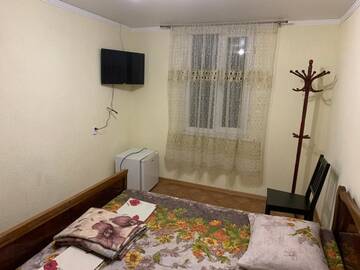 Фото номера Двухместный номер с 2 отдельными кроватями и душем Гостевой дом Гостевой дом Дадука г. Гагра 6