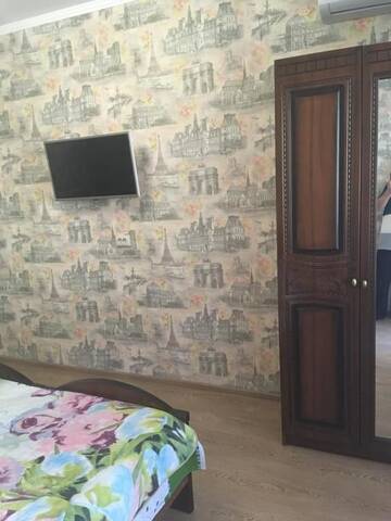 Фото номера Стандартный трехместный номер Гостевой дом Davido Hotel г. Гагра 11