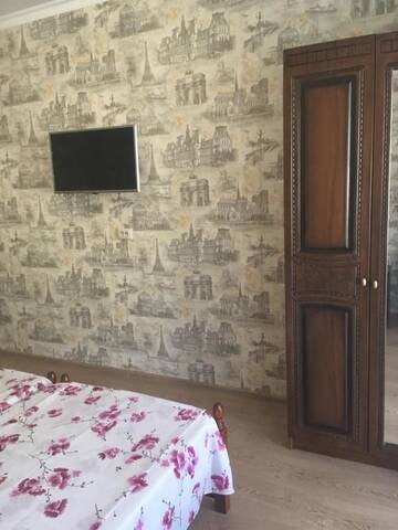 Фото номера Стандартный трехместный номер Гостевой дом Davido Hotel г. Гагра 20