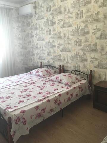Фото номера Стандартный трехместный номер Гостевой дом Davido Hotel г. Гагра 21
