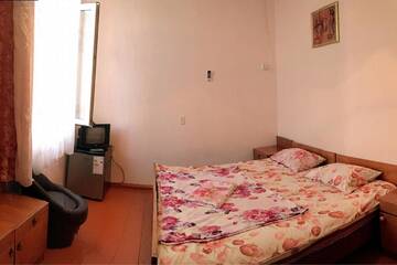 Фото номера Стандартный трехместный номер Гостевой дом Guest House Margarita г. Гагра 11