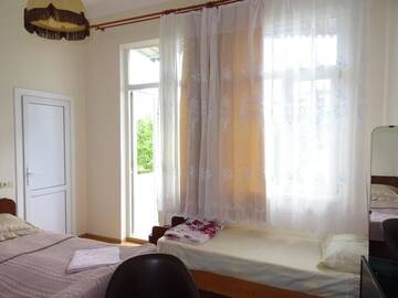 Фото номера Трехместный номер  Гостевой дом Guest House Margarita г. Гагра 6