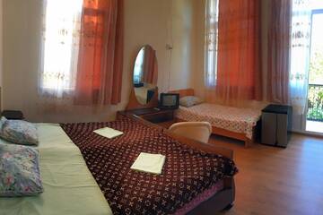 Фото номера Трехместный номер  Гостевой дом Guest House Margarita г. Гагра 17