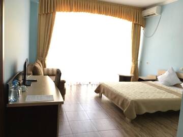 Фото номера Люкс с 1 спальней Отель Arstaa Hotel г. Гагра 3