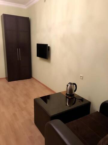 Фото номера Просторный двухместный номер с 2 отдельными кроватями Отель Hotel Sea г. Гагра 10