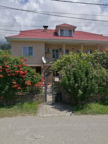 Фотографии Гостевой дом Guest House Villa Roza г. Гагра Гагрский район (Абхазия) №1 Фото Гостевой дом Guest House Villa Roza г. Гагра 1