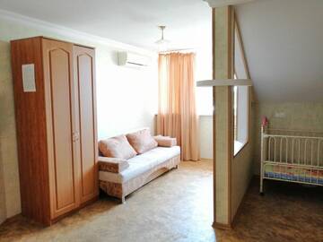 Фото номера Трехместный номер «Комфорт» с душем Гостевой дом Guest House Villa Roza г. Гагра 3