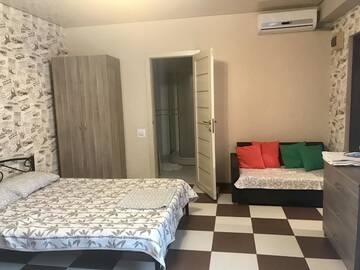 Фото номера Классический четырехместный номер Гостевой дом Guest house Четыре Сезона г. Гагра 8
