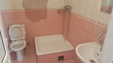 Фото номера Семейный люкс с балконом Мини-отель Mini-hotel Timur г. Гагра 3