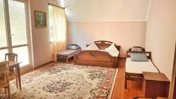 Фото номера Семейный люкс с балконом Мини-отель Mini-hotel Timur г. Гагра 6