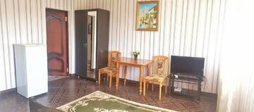 Фото номера Люкс с балконом Мини-отель Mini-hotel Timur г. Гагра 8