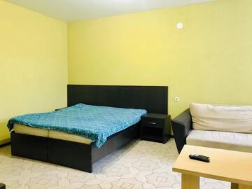 Фото номера Трехместный номер Гостевой дом Guest house on Prospect Vladislava Ardzinba г. Гагра 9