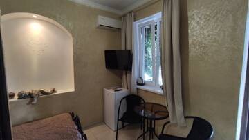 Фото номера Двухместный номер Standard с видом на озеро Гостевой дом Guest House Agava on Cherkesskaya 36 г. Гагра 6