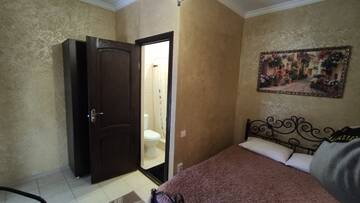 Фото номера Двухместный номер Standard с видом на озеро Гостевой дом Guest House Agava on Cherkesskaya 36 г. Гагра 5
