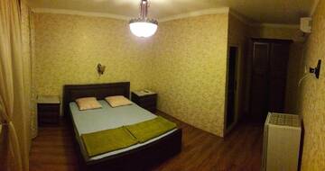 Фото номера Стандартный трехместный номер Гостевой дом Guest House Mihalych г. Гагра 5