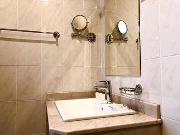 Фото номера Полулюкс — Дополнительное здание Отель Amra Park-hotel &amp; Spa г. Гагра 6