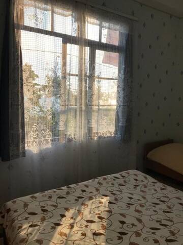Фото номера Стандартный трехместный номер Гостевой дом Отдых в Гагре г. Гагра 3