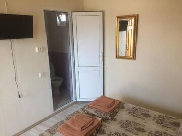 Фото номера Люкс с балконом Гостевой дом Самира г. Гагра 30