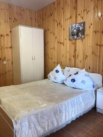 Фото номера Классический трехместный номер Мини-отель Гагра г. Гагра 18
