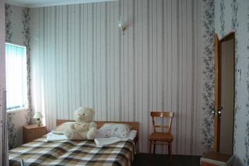 Фото номера Трехместный номер «Комфорт» с душем Гостевой дом Guest House TeyMiya г. Гагра 6