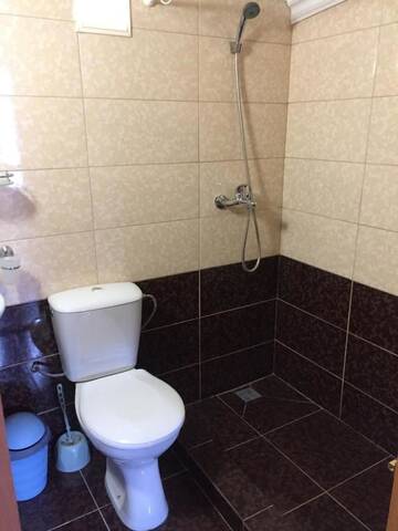 Фото номера Коттедж с 1 спальней Комплексы для отдыха с коттеджами/бунгало Cottages in Gagra г. Гагра 13