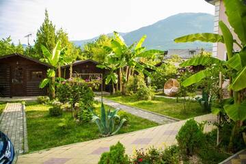 Фото номера Коттедж с 1 спальней Комплексы для отдыха с коттеджами/бунгало Cottages in Gagra г. Гагра 17