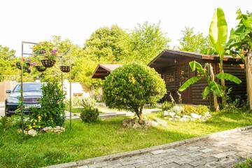 Фото номера Коттедж с 1 спальней Комплексы для отдыха с коттеджами/бунгало Cottages in Gagra г. Гагра 3