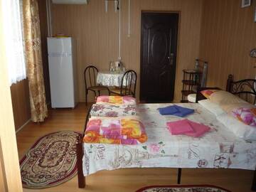 Фото номера Улучшенный двухместный номер с 1 кроватью Гостевой дом Guest House Shanson г. Гагра 7