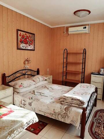 Фото номера Улучшенный двухместный номер с 1 кроватью Гостевой дом Guest House Shanson г. Гагра 3