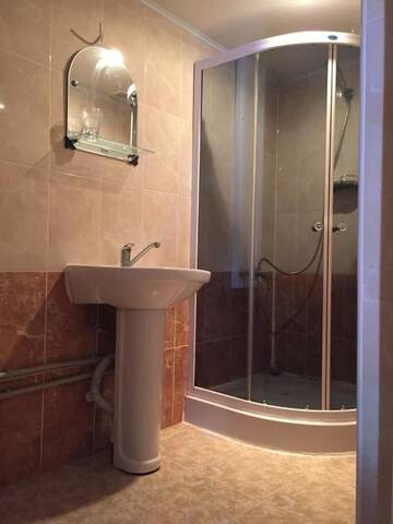Фото номера Стандартный двухместный номер с 1 кроватью Мини-отель Green Guest house г. Гагра 6