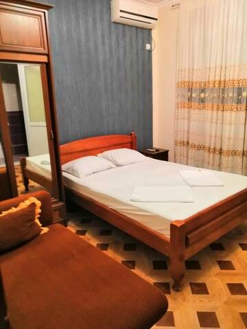 Фото номера Двухместный номер с 1 кроватью и балконом Гостевой дом Guest House Sakura г. Гагра 3