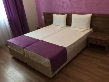 Фото номера Стандартный трехместный номер Гостевой дом Nobi Guest House г. Гагра 20