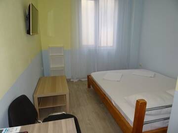 Фото номера Двухместный номер с 1 кроватью Гостевой дом Guest House Polet Chayki г. Гагра 2