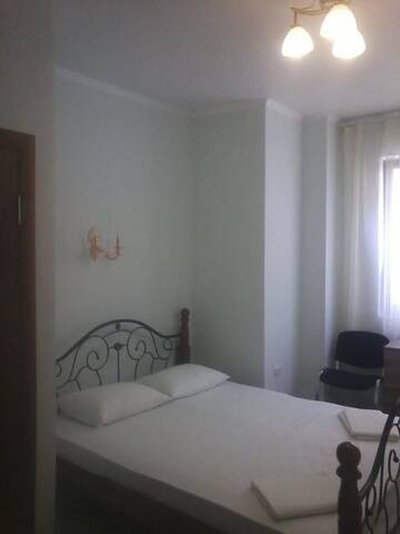 Фото номера Двухместный номер Делюкс с 1 кроватью и душем Гостевой дом Guest House Polet Chayki г. Гагра 2