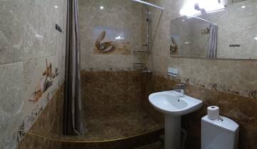 Фото номера Классический четырехместный номер Гостевой дом Guest House Polet Chayki г. Гагра 2