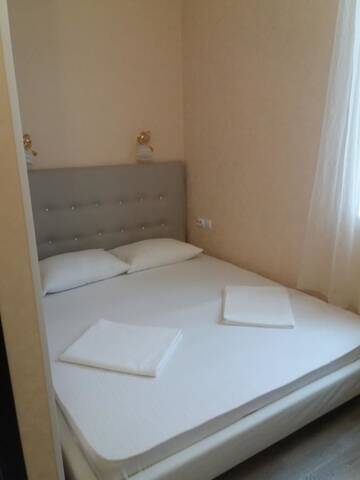 Фото номера Четырехместный номер с видом на горы Гостевой дом Guest House Polet Chayki г. Гагра 3