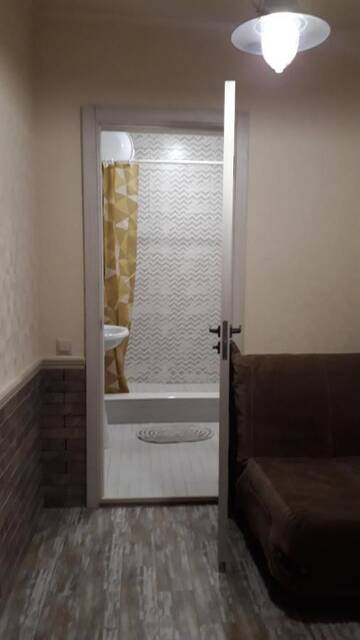 Фото номера Семейный люкс с балконом Мини-отель Gnezdo Beloy Sovy Mini Hotel г. Гагра 2