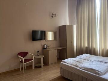 Фото номера Семейный люкс Отель Gagra Hotel Printsevskii Zamok г. Гагра 13
