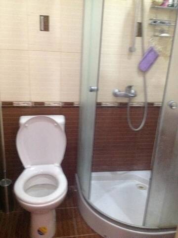 Фото номера Стандартный трехместный номер с видом на море Гостевой дом Guesthouse Maria г. Гагра 4