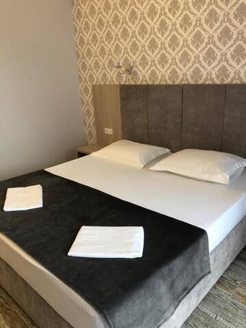 Фото номера Двухместный номер с 1 кроватью и балконом Отель RIT Hotel г. Гагра 6