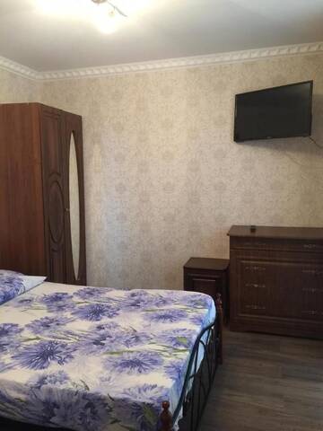 Фото номера Люкс с террасой Гостевой дом Abkhazkiy dvorik г. Гагра 7