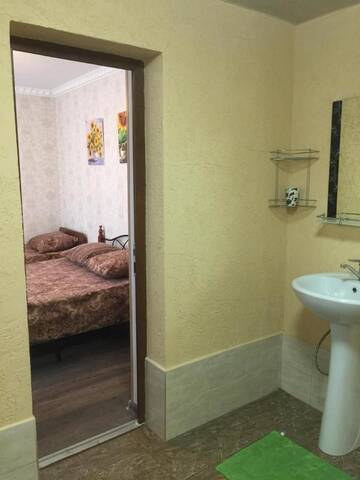 Фото номера Люкс, вид на сад Гостевой дом Abkhazkiy dvorik г. Гагра 12