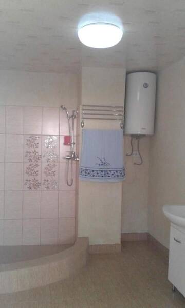 Фото номера Бюджетный трехместный номер Гостевой дом Abkhazkiy dvorik г. Гагра 5