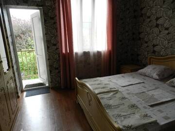 Фото номера Трехместный номер Гостевой дом Viphezda Guest House г. Гагра 9
