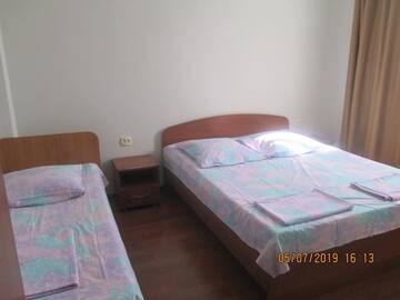 Фото номера Стандартный трехместный номер Гостевой дом Guest House У Маргариты г. Гагра 23