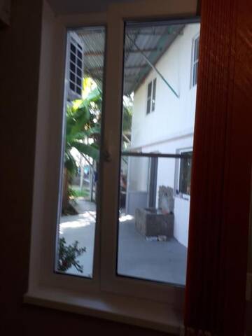 Фото номера Бюджетный трехместный номер Гостевой дом U morya Guesthouse г. Гагра 2