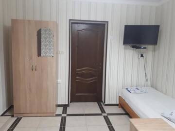 Фото номера Четырехместный номер &quot;Комфорт&quot; Гостевой дом U morya Guesthouse г. Гагра 4